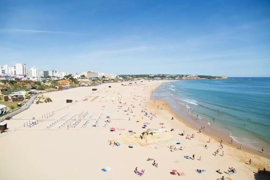 Sea View Apartment Portimao Exterior photo